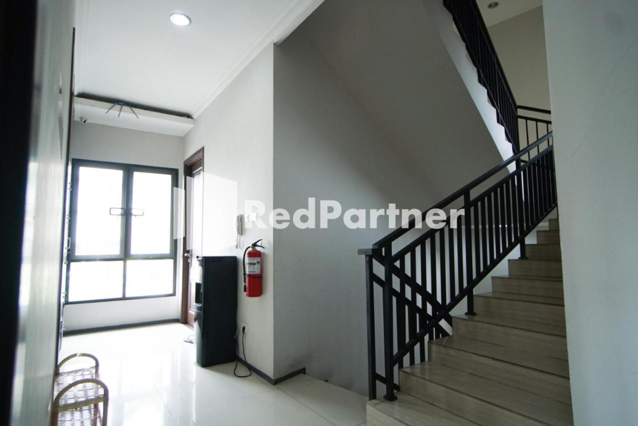 Toba Mansion Syariah Near Benhil Redpartner Hotel Jakarta Luaran gambar