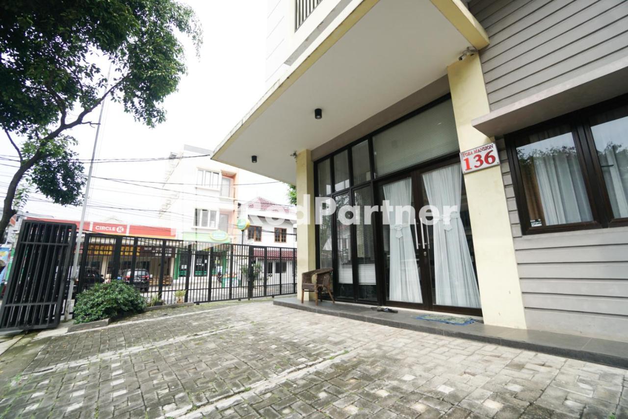 Toba Mansion Syariah Near Benhil Redpartner Hotel Jakarta Luaran gambar