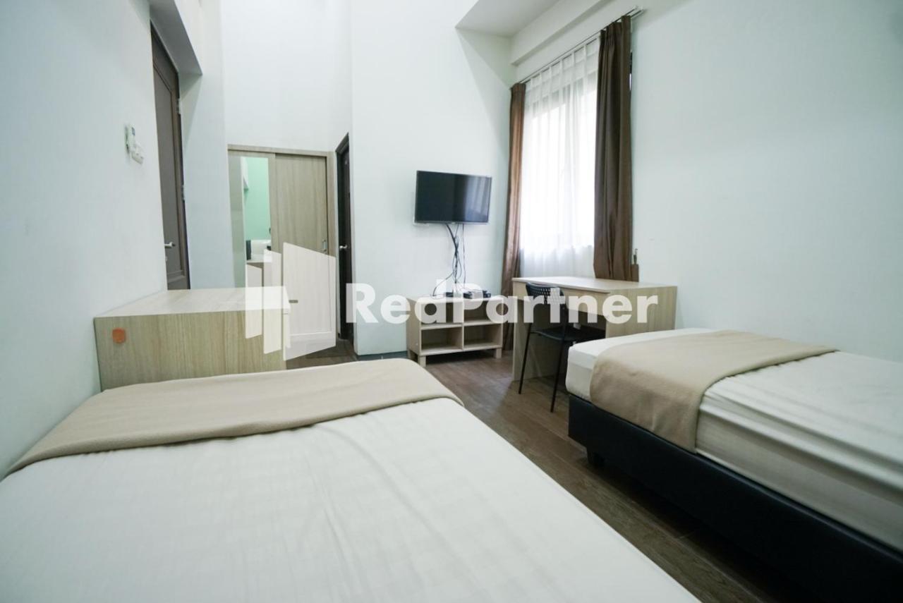 Toba Mansion Syariah Near Benhil Redpartner Hotel Jakarta Luaran gambar